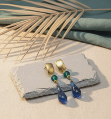 Vintage Signed MO Blue Glass Teardrop Dangle Earrings Gold Tone 2.5in