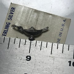 Sterling Silver Vintage Genie Lamp Charm Pendant Apprx 3/4″ Made in USA