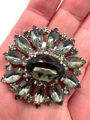 Vintage 1950s 60s Smoky Gray Black Diamond Rhinestone Brooch Clip Earrings Set