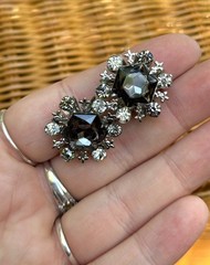Vintage Beau Jewels Smoky Gray & Clear Rhinestone Clip On Earrings Silver Tone