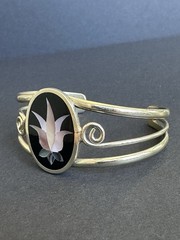 Vintage Sterling Silver Black Onyx Shell Inlay Flower Floral Cuff Bracelet