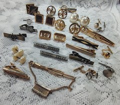 Vintage Men’s Cufflinks & Tie Clip Lot