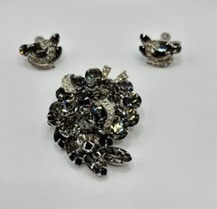 Vintage Weiss Smoky Gray Rhinestone Brooch Pin and Earrings Signed Beautiful