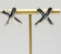 Classic Modernist X Kisses Silver Tone Pierced Stud Vintage 1980s Earrings