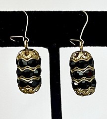 Vintage Black Glass Rhinestone Gold Tone Dangle Earrings Gothic Quiet Luxury EUC