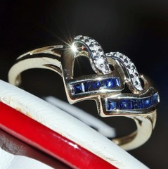 10k y/gold size 7 ring 0.18ct natural treated sapphire diamond heart 1.95g N2536