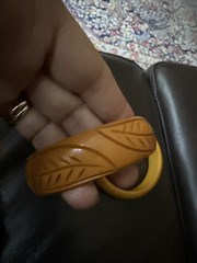 Lot Of 4 Estate Vintage Carved Butterscotch Bakelite Bangle Bracelets