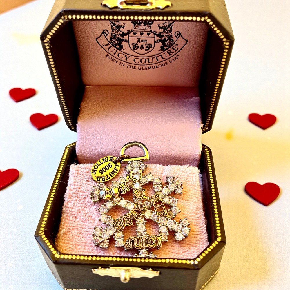 Juicy Couture Limited Edition 2006 Snowflake Charm Crystals DON’T FLAKE WEAR