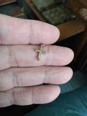 Antique 1/20 12K Gold Filled Cross & 18 Inch Chain