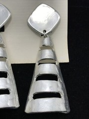 Vintage Temptation Fashion Jewlery Silver Tone Statement Clip-on Earrings