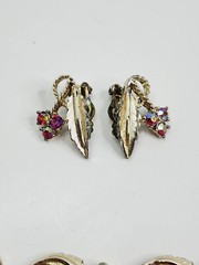 Vintage Judy Lee Signed Gold Tone Rhinestone Bracelet And Clip On Earrings Leaf