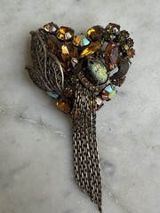 Vintage Glass Rhinestone Brooch Attributed To Alice Caviness (??) Unsigned