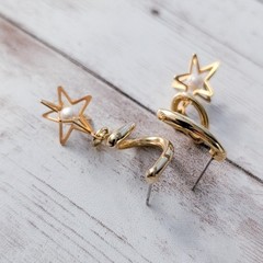 Vintage Earrings for Pierced Ears Twist Dangle with 3D Star & Faux Pearl