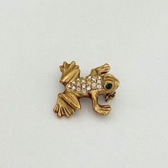 Vintage Clear Rhinestone Green Eyed Frog Gold Tone Brooch Pin
