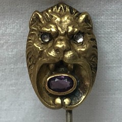 Victorian Gold Filled Lion Face Stick Pin Glass Eyes and Mouth