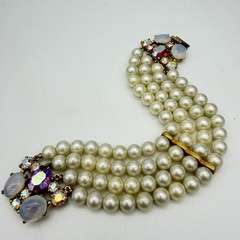 VTG SCHIAPARELLI Signed Bracelet Opaline Pink AB Faux Pearl Statement Rare