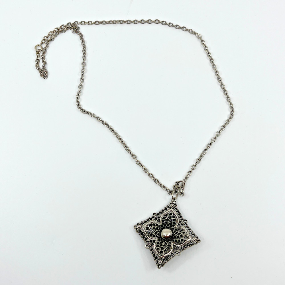 Vintage Retro Silver Tone Filigree Square Pendant Necklace Ornate Boho Style