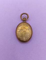 NO TARIFFS Antique Gold Tone Photo Locket Pendant Pocket Watch Fob Vintage