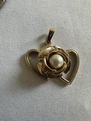 Lot Of Heart-shaped Jewelry Pendant Brooch Keychain Enamel Rhinestone Pearl