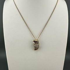 Vintage Eagle Pendant Necklace Gold Tone Figural Bird Signed 18″ Chain Box Clasp