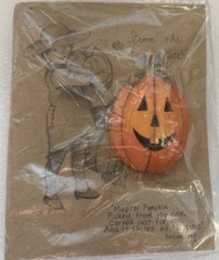 House of Lloyd All Smiles Magical Pumpkin Pin Brooch – New in Packaging