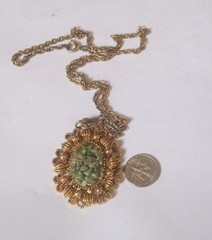 Vintage Gold Tone Ornate Necklace With Faux Jade Chips Center