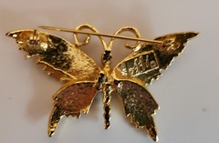 Vintage Butterfly Brooch Gold Tone Enamel Brown Cream Signed © AAI 70’s-80s