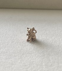 Vintage 9ct Rose Gold 3D Cat With Bow Tie Pendant Charm Solid Not Hollow