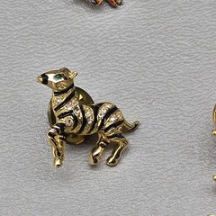 Vintage Brooch Lot Monet JJ Avon Animal Bird Frog Rhinestone 8 Pieces