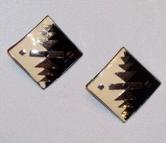 Vintage Made In USA Black & Off White Southwest Earrings N077