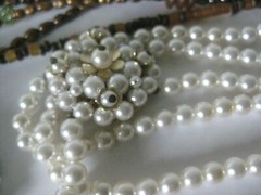 23 Vintage Pearl Chain Glass Silver Gold Rhinestone Necklace Cameo Beaded Lot