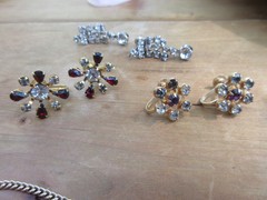 #33W antique set of 3 rhinestone earrings 1 necklace 13.5″ in long