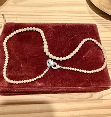 Vintage CORO Graduated Faux Pearl Necklace Rhinestone Clasp MCM 17.75” Signed