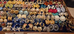 Vintage Mod Earrings Lot Of 117. 3lbs 15oz. 38 Signed Monet Hobé Avon Trifari…
