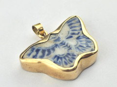 Antique Siam Blue White Porcelian Butterfly Gambling Token 14k Gold Pendant