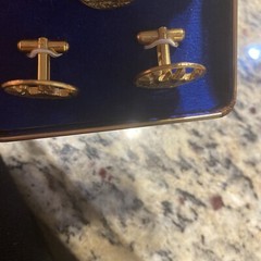 Vintage NYC Skyline Cufflinks Tie Bar Set New York City Gold Tone Skyscraper Box