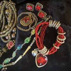 100+ Wearable Jewelry Vintage to Now Estate Costume Mix Craft Redesign 8lbs Lot