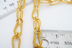 Vintage Necklace Gold Tone Textured Caged 30″