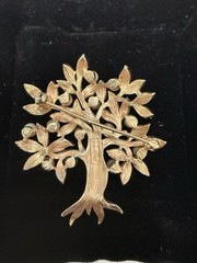 TRIFARI CROWN SIGNED BRUSH GOLD TONE & PEARL TREE BROOCH