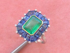 ESTATE ART DECO 2.30 ct EMERALD 4 ctw SAPPHIRE DIAMOND PLATINUM COCKTAIL RING