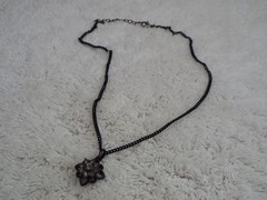 Gunmetal Rhinestone Flower Pendant Necklace (J25)