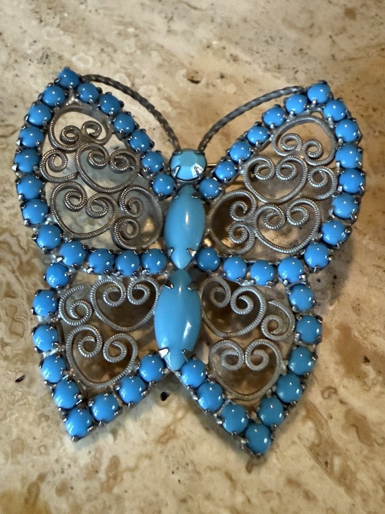 vintage MCM openwork BUTTERFLY PIN/PENDANT on chain blue prong set stones retro