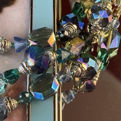 Vtg 1960’s 3-Strand Crystal Lucite Bracelet – Sz 8”-9” – Blue & Silvertone