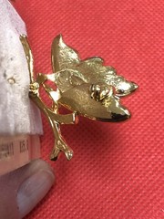 VINTAGE LISNER NOS GOLD TONE CLEAR RHINESTONES BUTTERFLY BROOCH PIN