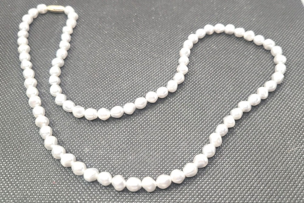 Vintage Pearl Imitation Necklace 22in.