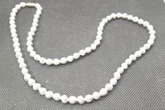 Vintage Pearl Imitation Necklace 22in.