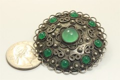 Vintage Art Deco 800 Silver Chrysoprase Cluster Filigree Brooch Pin