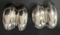 Vintage Mexico 925 Sterling Silver Large Bold Sculptural Puffy Clip On Earrings