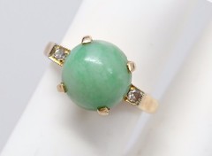 Vintage 14K Yellow Gold, Jade & Diamond Ring Size 6