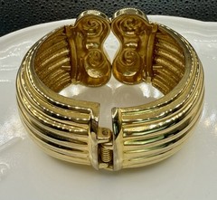 Vintage 80’s Hinged Clamper Gold-Tone Iconic Column Clamp Bracelet. Rare Find!